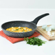 Illustration for article titled How To Choose The Greatest Fry Pan